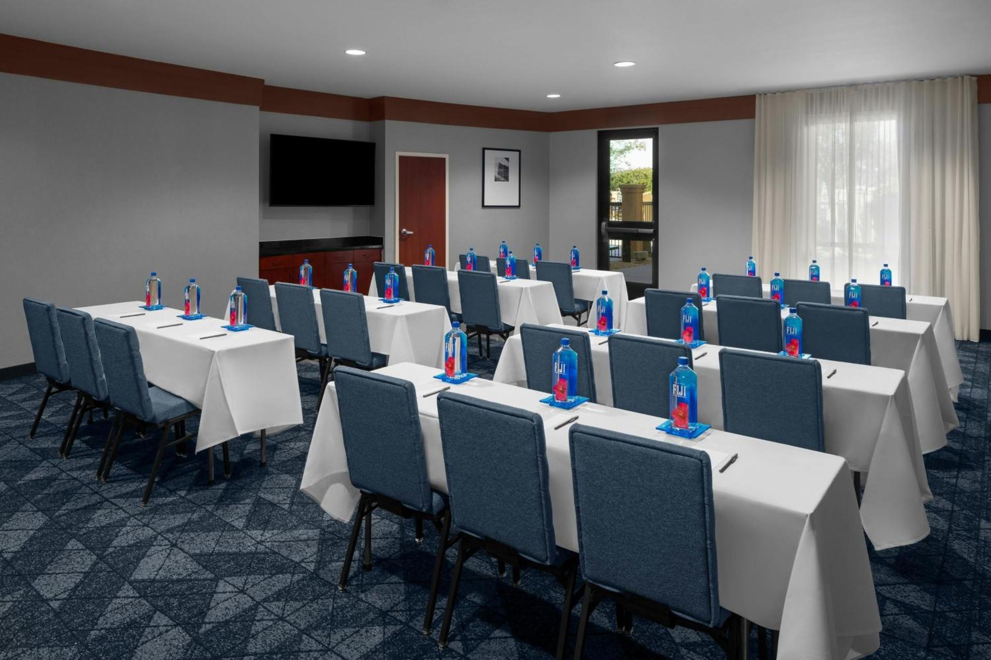 Courtyard By Marriott Santa Clarita Valencia Hotell Exteriör bild