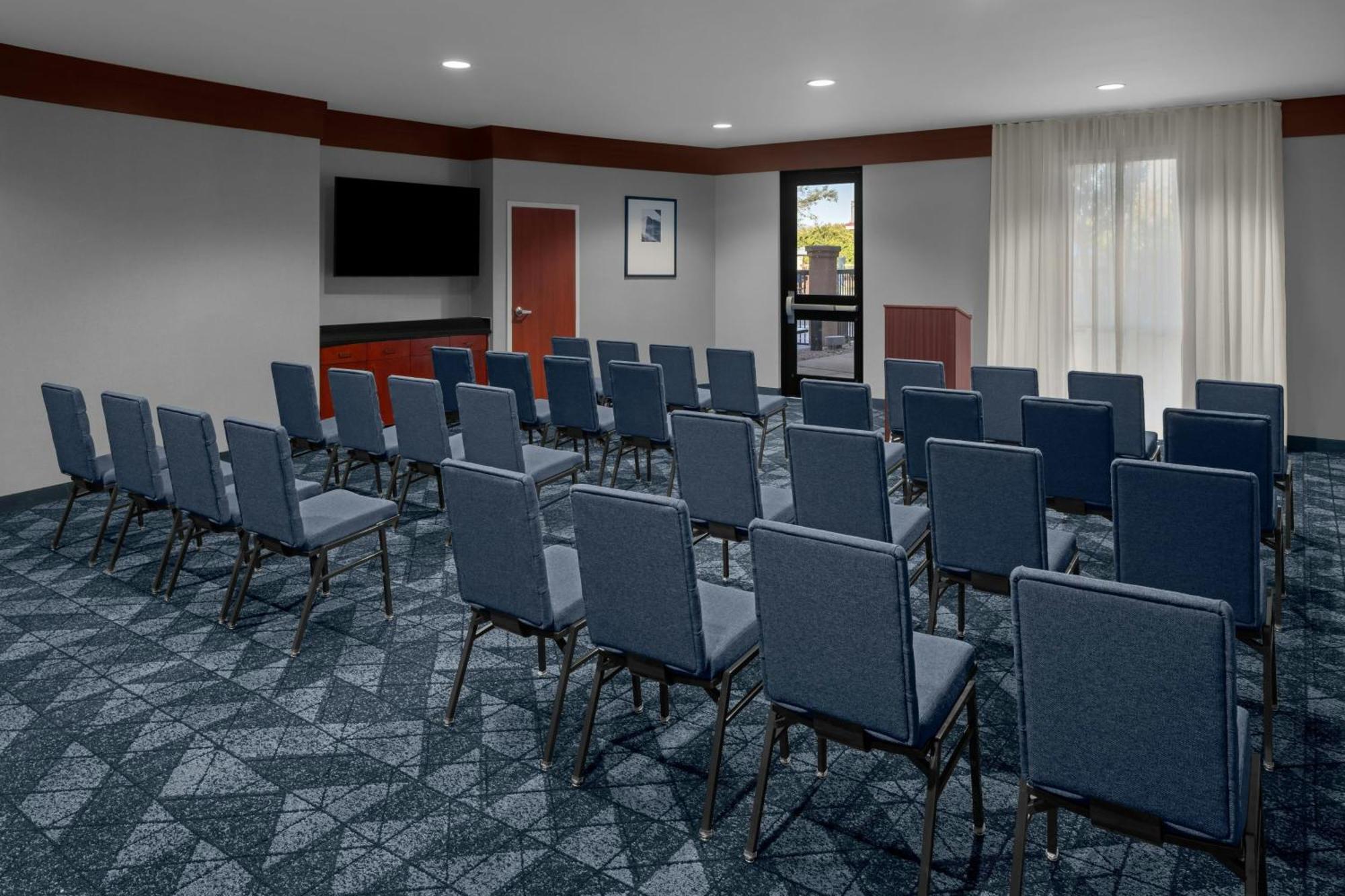 Courtyard By Marriott Santa Clarita Valencia Hotell Exteriör bild