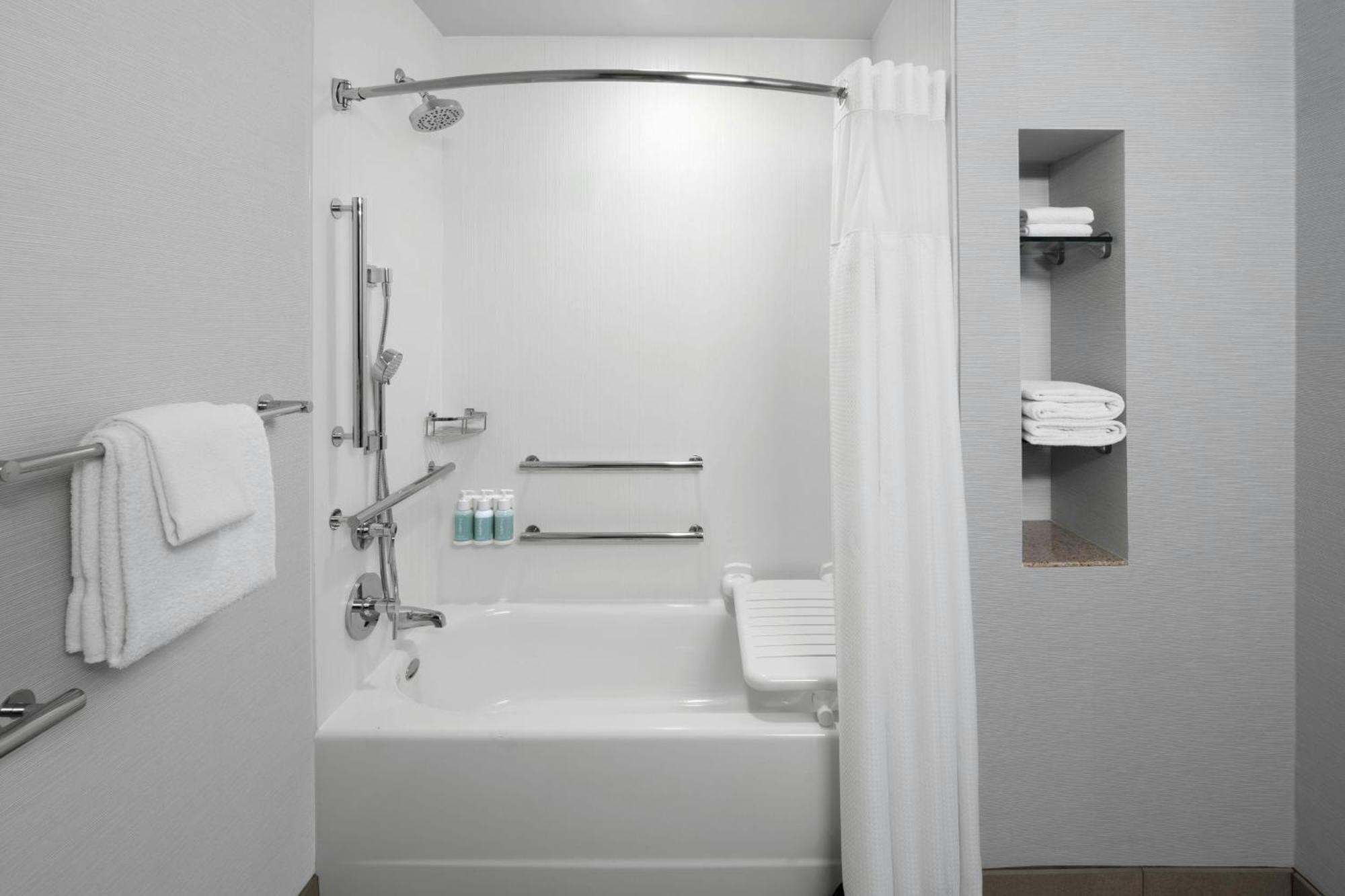Courtyard By Marriott Santa Clarita Valencia Hotell Exteriör bild